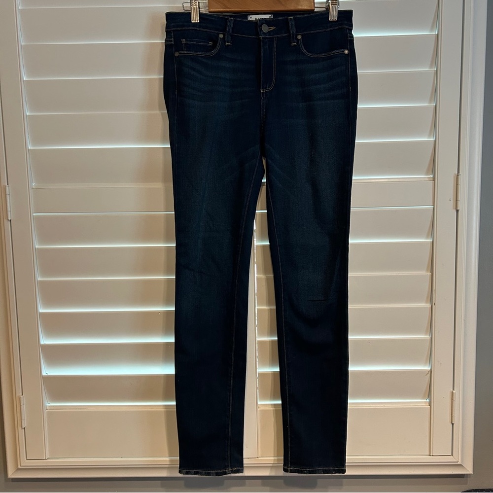 Paige Straight skinny Jean Dark Blue Size 30